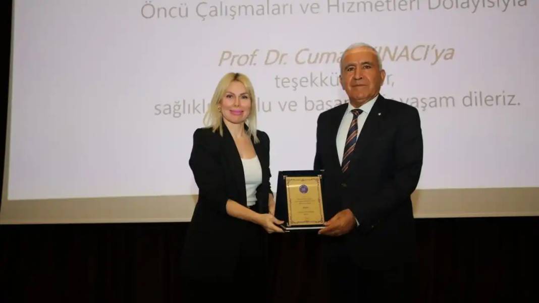 Akdeniz Üniversitesi’nde 27. Çevre Hizmet Ödülleri Sahiplerini Buldu 8